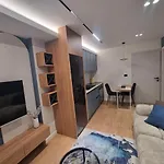 Twoviews Appartement Tirana