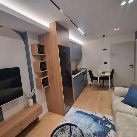 Twoviews Apartment Tirana