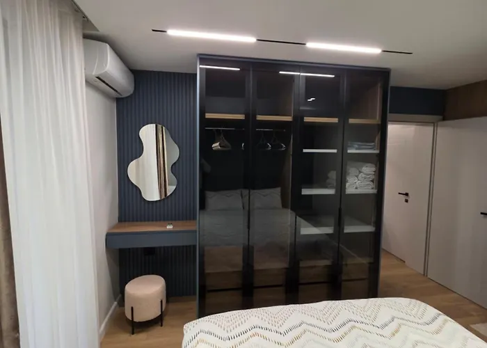 Twoviews Apartment Tirana